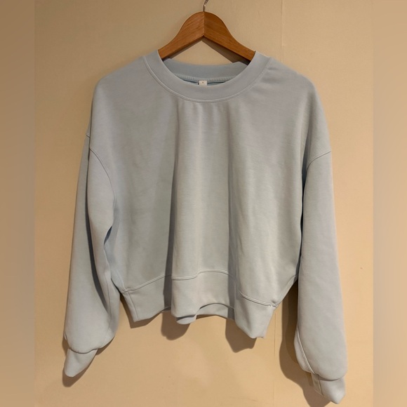 Lululemon Powder Blue Perfectly Oversized Softstreme Crew - Picture 2 of 5